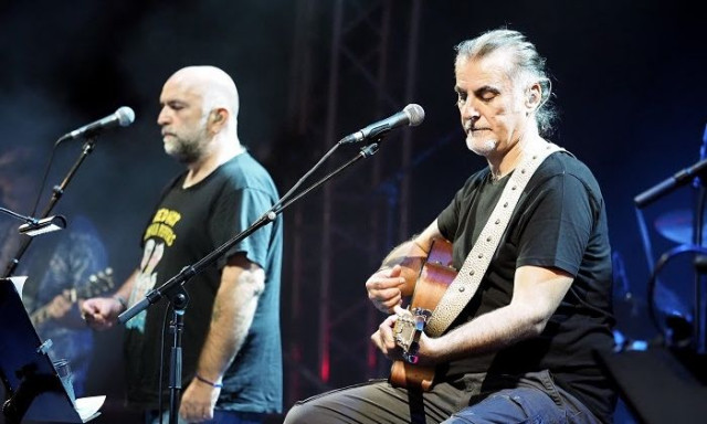 Πυξ Λαξ: Ζωντανά στην πλατεία Αριστοτέλους με ελεύθερη είσοδο