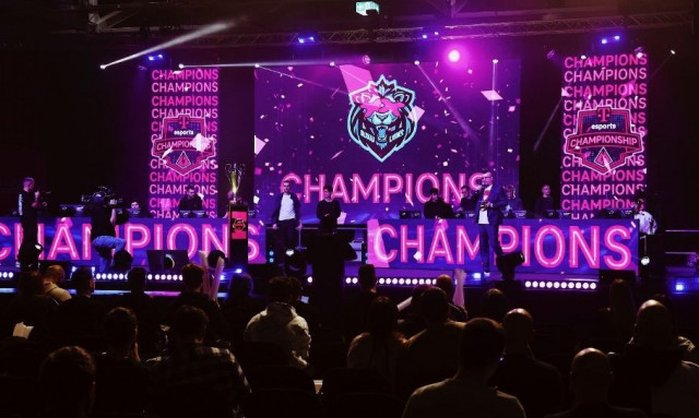 Η COSMOTE ταξίδεψε 4 τυχερούς στο πανευρωπαϊκό τουρνουά gaming της Telekom στη Βουδαπέστη