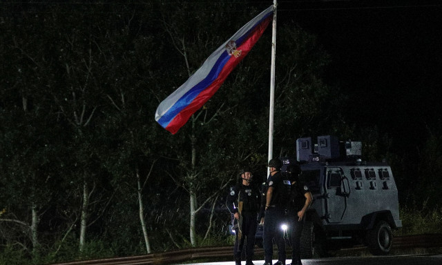 Φωτιά και στα Βαλκάνια: Ο πρωθυπουργός του Κοσσυφοπεδίου κατηγορεί τη Σερβία για «τρομοκρατία»