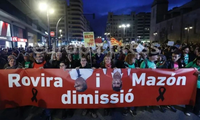 Βαλένθια: Χιλιάδες διαδηλωτές ξανά στους δρόμους μετά τις φονικές πλημμύρες