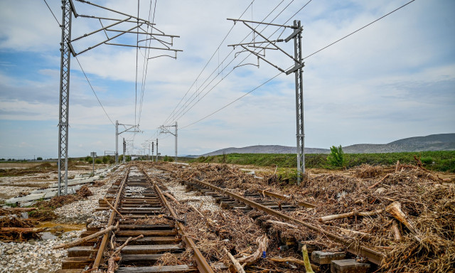 Κακοκαιρία Bora: Σοβαρά προβλήματα στη γραμμή Θεσσαλονίκη - Αθήνα - Τι λέει η Hellenic Train