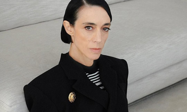 Έλενα Τοπαλίδου: Υποδέχτηκε τον Δεκέμβριο ποζάροντας τόπλες στο Instagram