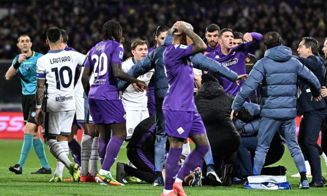 Εντοάρντο Μπόβε: Η ενημέρωση της Φιορεντίνα - «Σε φαρμακολογική καταστολή στην εντατική»