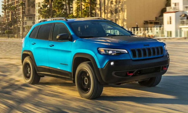 Το Jeep Cherokee επιστρέφει του χρόνου ως υβριδικό