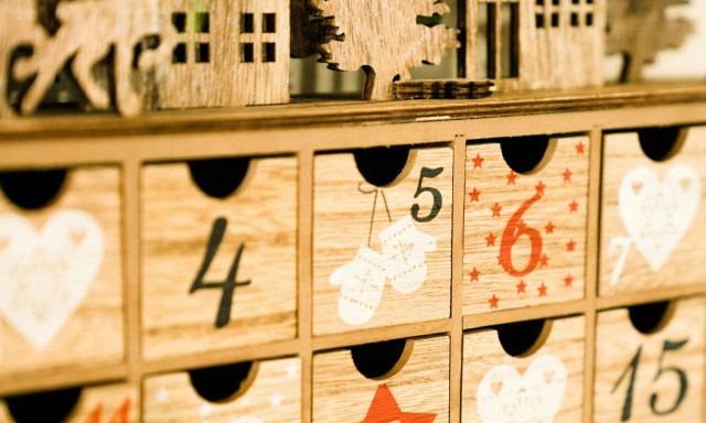 Εορτολόγιο 3 Δεκεμβρίου: Σε ποιους λέμε χρόνια πολλά αύριο - Τα ονόματα που γιορτάζουν