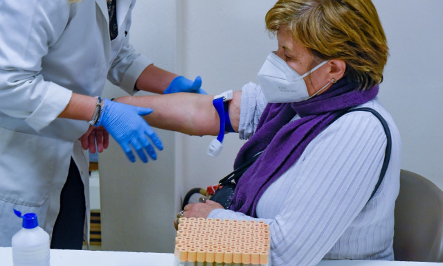 Δωρεάν εξετάσεις και συνταγογράφηση για ηλικιωμένους - Η πιλοτική δράση του υπουργείου Υγείας