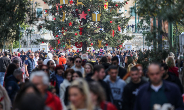 Cyber Monday σήμερα και ακολουθεί το… εορταστικό ωράριο – Πώς θα λειτουργήσουν τα καταστήματα