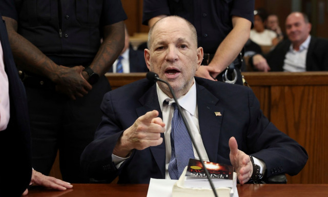 ΗΠΑ: Στο νοσοκομείο εσπευσμένα ο Χάρβεϊ Γουάινστιν – Βεβαρημένη η κατάσταση της υγείας του