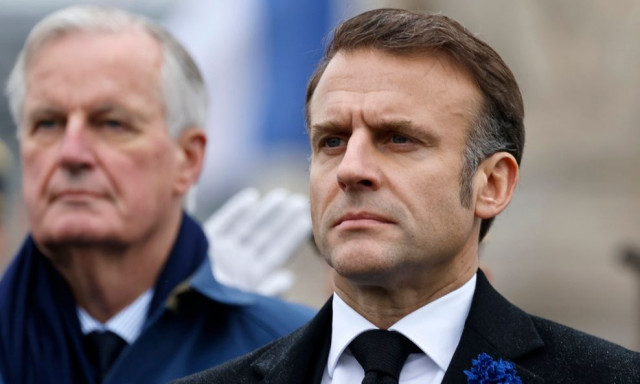 Ώρα μηδέν στη Γαλλία: Καταρρέει η κυβέρνηση Μπαρνιέ - Η «πυρηνική επιλογή» και οι προτάσεις μομφής