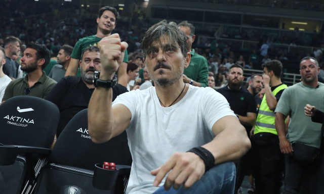 Παναθηναϊκός AKTOR - Μπαρτσελόνα: Στη θέση του ο Δ. Γιαννακόπουλος