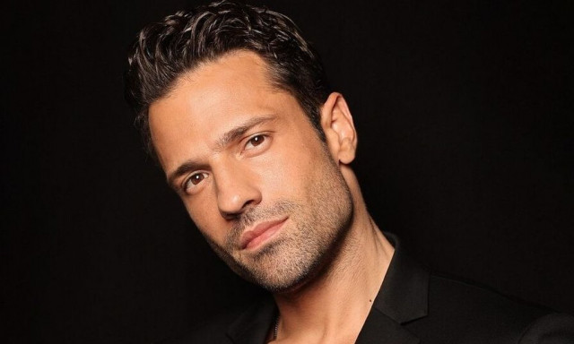 «Βούλιαξε» ο Βόλος με την εμφάνιση του Κωνσταντίνου Αργυρού για την φωταγώγηση της πόλης