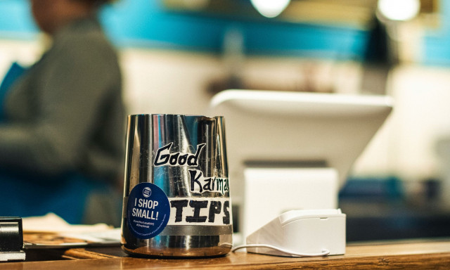 Φορολογικό νομοσχέδιο - Φιλοδωρήματα: Όλα όσα πρέπει να γνωρίζουν οι εργαζόμενοι