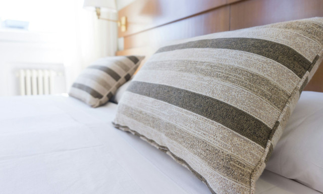 Συναγερμός για απάτες σε κρατήσεις ξενοδοχείων με «άρωμα» Χριστουγέννων