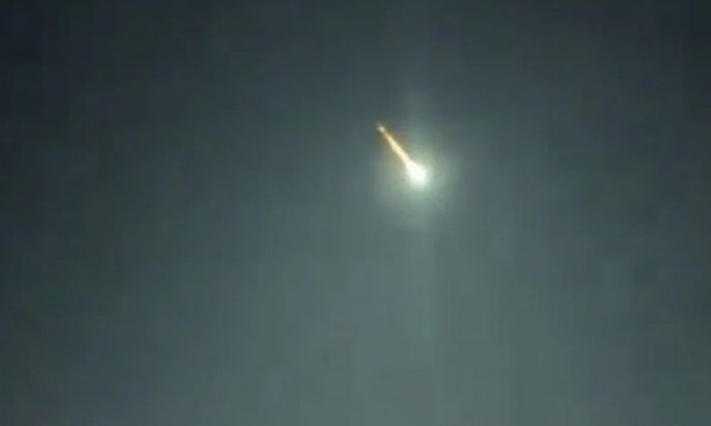 Πρωτοφανές φαινόμενο: Αστεροειδής «σκίζει» την ατμόσφαιρα και τυλίγεται στις φλόγες - Βίντεο