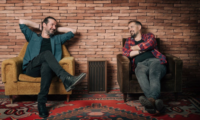 Γιώργος και Νίκος Στρατάκης: «Παίζουμε μουσική πρώτα για μας τους ίδιους»