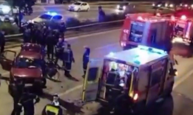 Κηφισός: Σφοδρό τροχαίο μετά από καταδίωξη που ξεκίνησε από Ζεφύρι και κατέληξε Νέα Φιλαδέλφεια