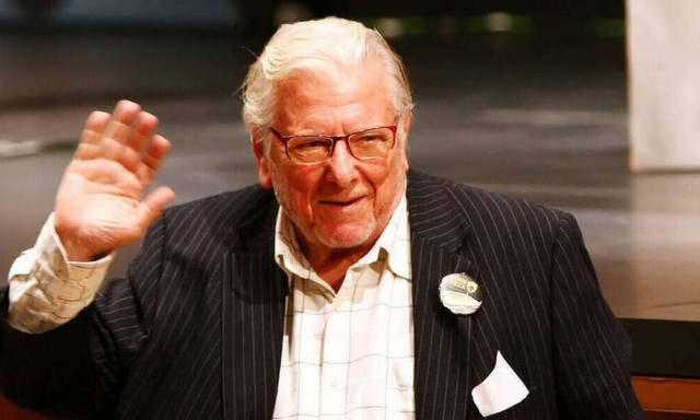 Κώστας Βουτσάς: «Μην ασχοληθείς ξανά μαζί του» - Το άγνωστο σκηνικό με τον Πέτρο Φιλιππίδη