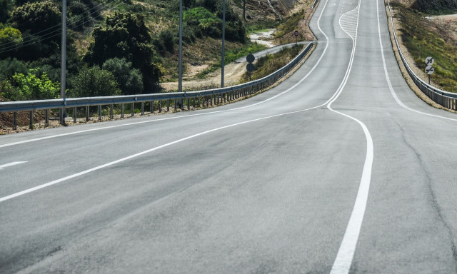 Σκηνές φαρ ουέστ στο Καστέλι: Καταδιώξεις, μαγκούρες, πυροβολισμοί και τραυματισμός