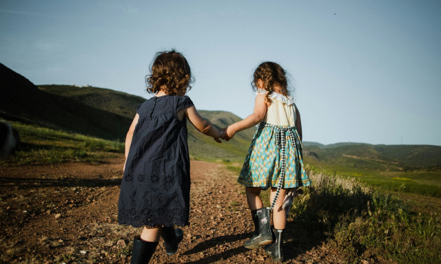 Σανίδα σωτηρίας για τα παιδιά με προβλήματα ψυχικής υγείας είναι η επαφή με τη φύση