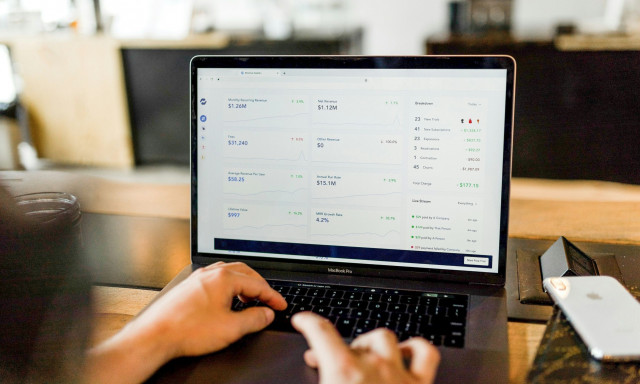 Ελεύθεροι επαγγελματίες: Μικρότερη αύξηση στις εισφορές για το 2026