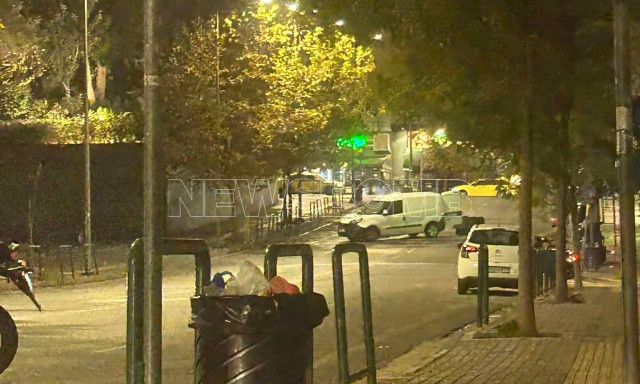 Κινητοποίηση της Αστυνομίας κοντά στον Άρειο Πάγο - Εξετάζουν ύποπτο αντικείμενο