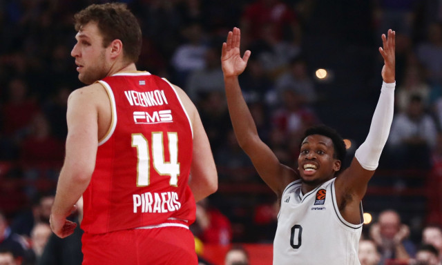 Euroleague: Η εκπληκτική Παρί «έσπασε» το αήττητο του ΣΕΦ