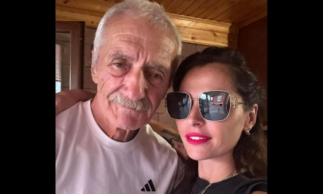 Γυναίκα έψαχνε τους βιολογικούς γονείς της και ανακάλυψε πως ήταν «φίλη» με τον μπαμπά της