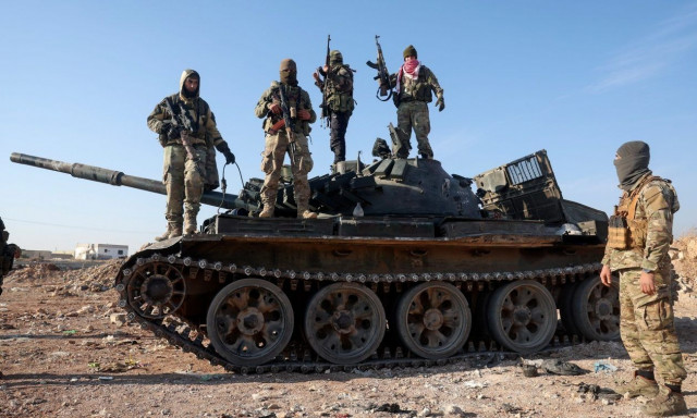 Τουλάχιστον 2.000 Σύροι αξιωματικοί και στρατιώτες λιποτάκτησαν και πέρασαν στο Ιράκ