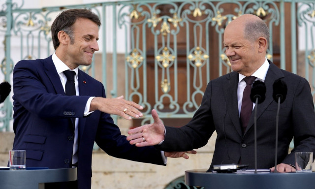 Το «μετέωρο» εθνικό βήμα και ο «γαλλογερμανικός δράκος»