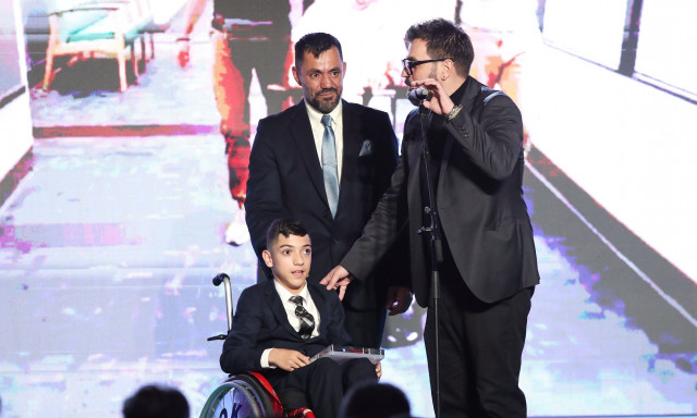 ΠΣΑΠΠ: Συγκίνησε ο μικρός Γιαννάκης - Όποια προβλήματα έχετε να τα αντιμετωπίζετε με θετική ενέργεια