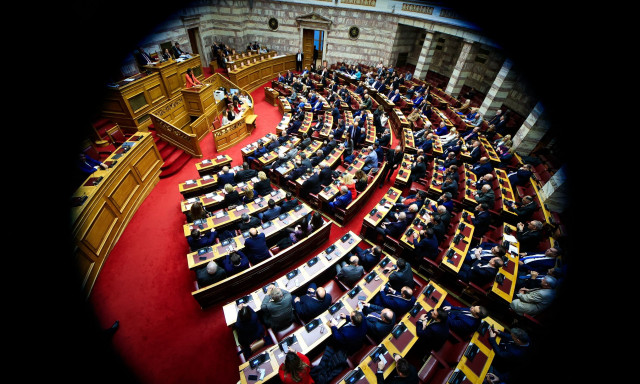 Βουλή: Live η πρώτη ψηφοφορία για την εκλογή του νέου Προέδρου της Δημοκρατίας