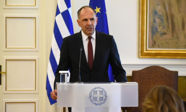 Τηλεφωνική επικοινωνία Γεραπετρίτη με τον ΥΠΕΞ του Λιβάνου – Συζήτηση για την επόμενη μέρα στη Συρία