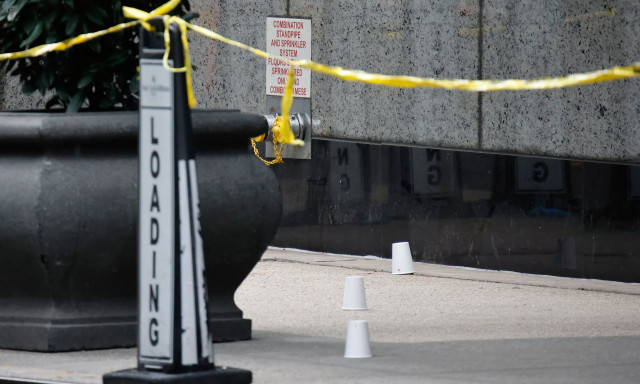 Μπράιαν Τόμσον: Κρατείται άτομο για ανάκριση για την δολοφονία του CEO