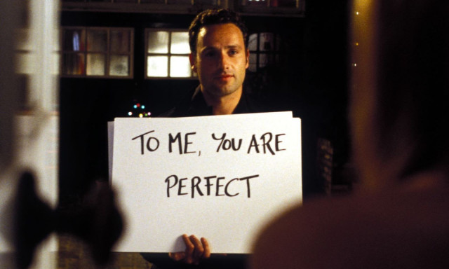 Ο Χρήστος δεν μένει πια εδώ: Αποχαιρετισμός στη χρονιά που φεύγει με την προβολή του «Love actually»