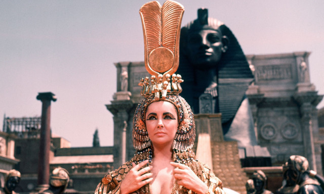 Σπάνιο εύρημα: Το «αληθινό πρόσωπο» της Κλεοπάτρας αποκαλύφθηκε σε μυστηριώδες αντικείμενο