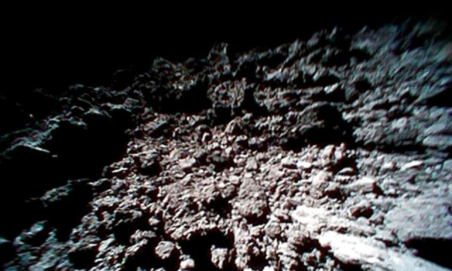 Ρομπότ εμπνευσμένο από γάτα σχεδίασαν οι Κινέζοι για προσεδάφιση σε αστεροειδείς