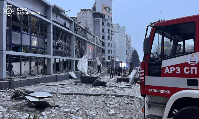 Ουκρανία: Τουλάχιστον τέσσερις νεκροί και 19 τραυματίες από πυραυλική επίθεση στη Ζαπορίζια