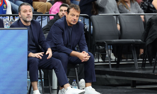 Εργκίν Αταμάν: «Άθλια εμφάνιση, σαν ομάδα παιδιών»