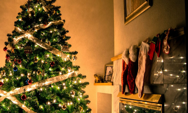 Χριστουγεννιάτικα φωτάκια: Πόσο «καίνε» την τσέπη σας  - Πώς να το υπολογίσετε μόνοι σας