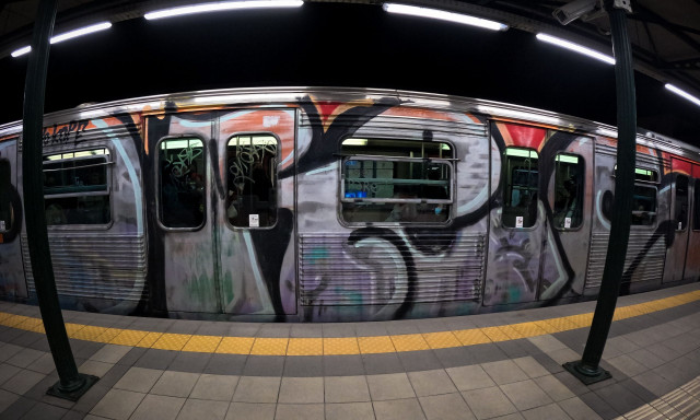 Σύλληψη 35χρονου για το άγριο έγκλημα στον σταθμό «Άγιος Ελευθέριος» του ΗΣΑΠ