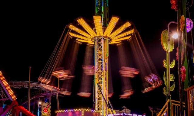 Βλάβη σε λούνα παρκ της Αθήνας: Παιδιά έμειναν στον αέρα για 15 λεπτά - Τι απαντά η επιχείρηση