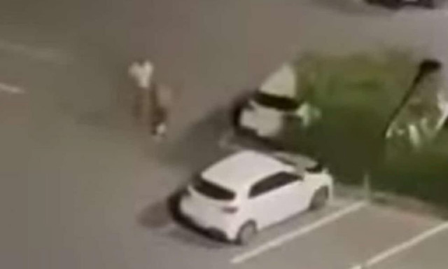 Κύπρος: Άγριος ξυλοδαρμός νεαρού στην Λευκωσία - Τον άφησαν λιπόθυμο στη μέση του δρόμου