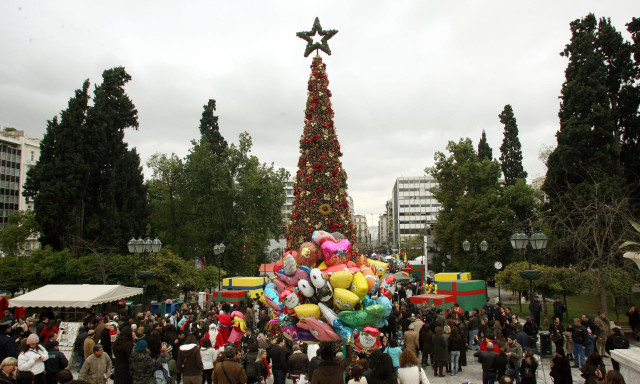 Δώρο Χριστουγέννων 2024: Τι γίνεται αν δεν καταβληθεί από τον εργοδότη