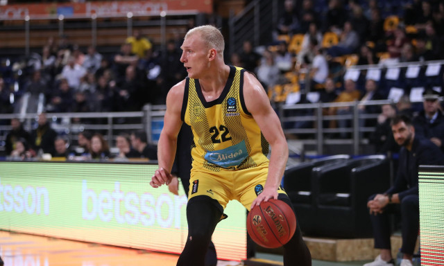 Eurocup: Πρώτη εντός έδρας νίκη για Άρη με σούπερ Γούντμπερι