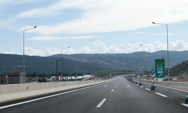 Αττική οδός: Τροχαίο ατύχημα - Σημαντικές καθυστερήσεις