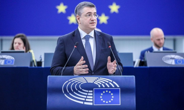 Τζιτζικώστας: Η περιβαλλοντική βιωσιμότητα στις αερομεταφορές αποτελεί την πρόκληση τυο 21ου αιώνα