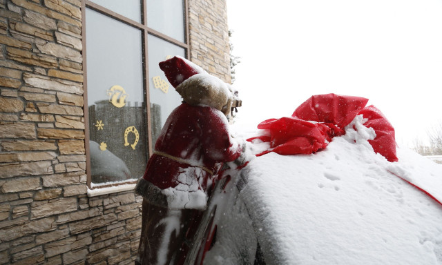 Καιρός: Χιόνια και στις πόλεις-«Κλειδώνουν» τα λευκά Χριστούγεννα, σενάριο και για σπάνιο φαινόμενo