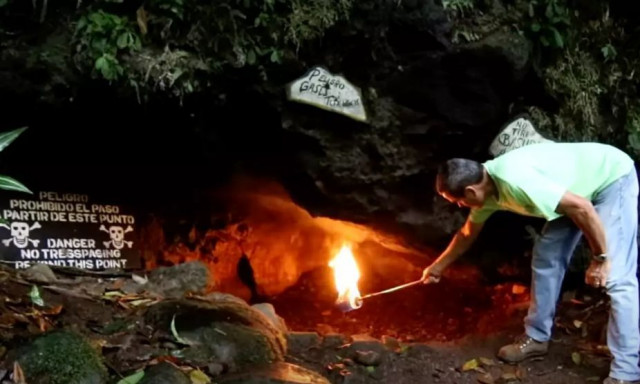 Συγκλονιστικό βίντεο δείχνει τη «Σπηλιά του Θανάτου» στην οποία απαγορεύεται να εισέλθουν άνθρωποι