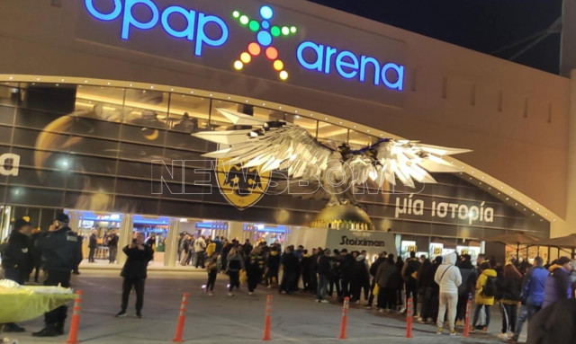 ΑΕΚ – ΠΑΟΚ: Χαμός για Τσούμπερ στην «OPAP Arena» | Θα βραβευθεί από τον Μάριο Ηλιόπουλο