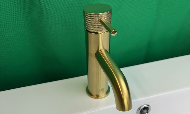 Επαγγελματικά τρικ για τα άλατα στις βρύσες - Παρελθόν με απλά υλικά